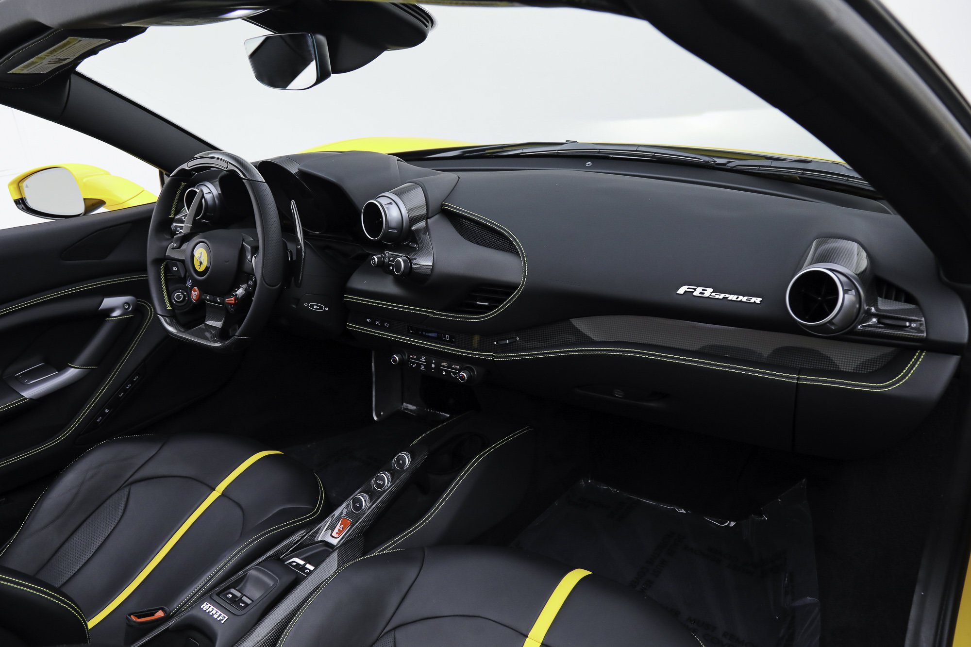 Used 2022 Yellow Ferrari  image 29