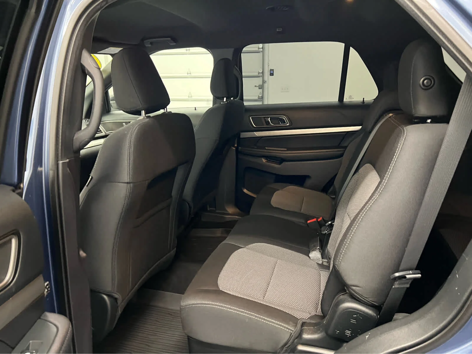Used 2019 Blue Metallic Ford XLT image 3