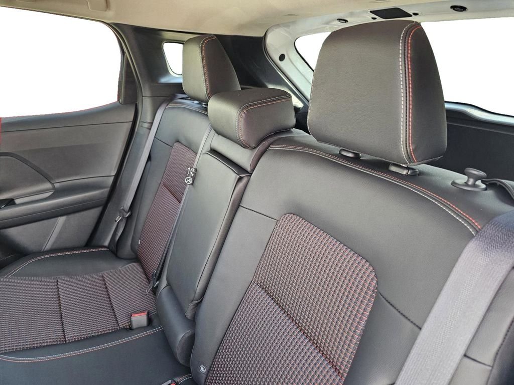 2026 Nissan KICKS SR - Photo 25