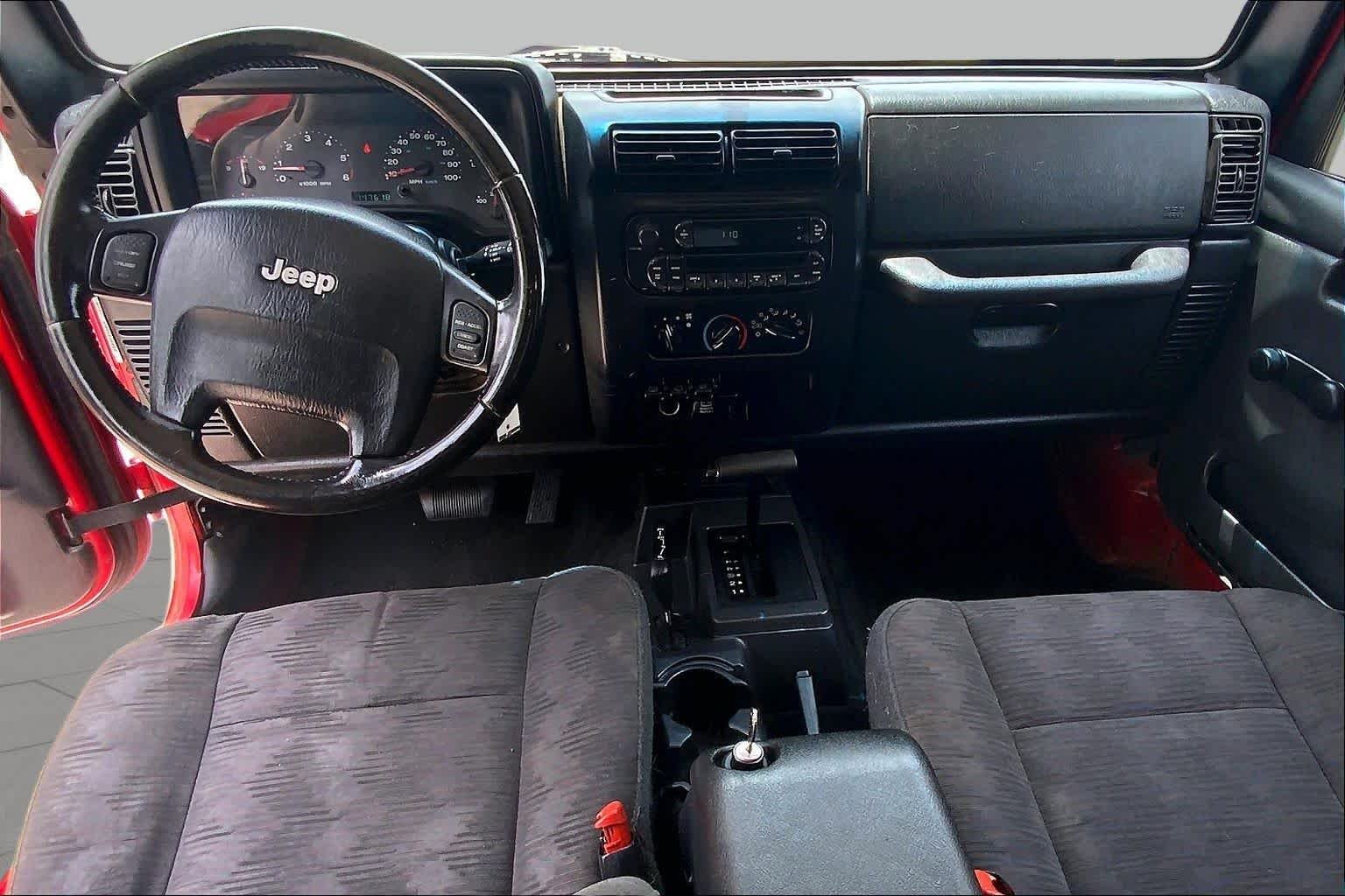 Used 2005 Flame Red Jeep X image 15