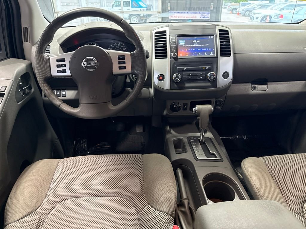 Used 2019 Silver Nissan SV image 18