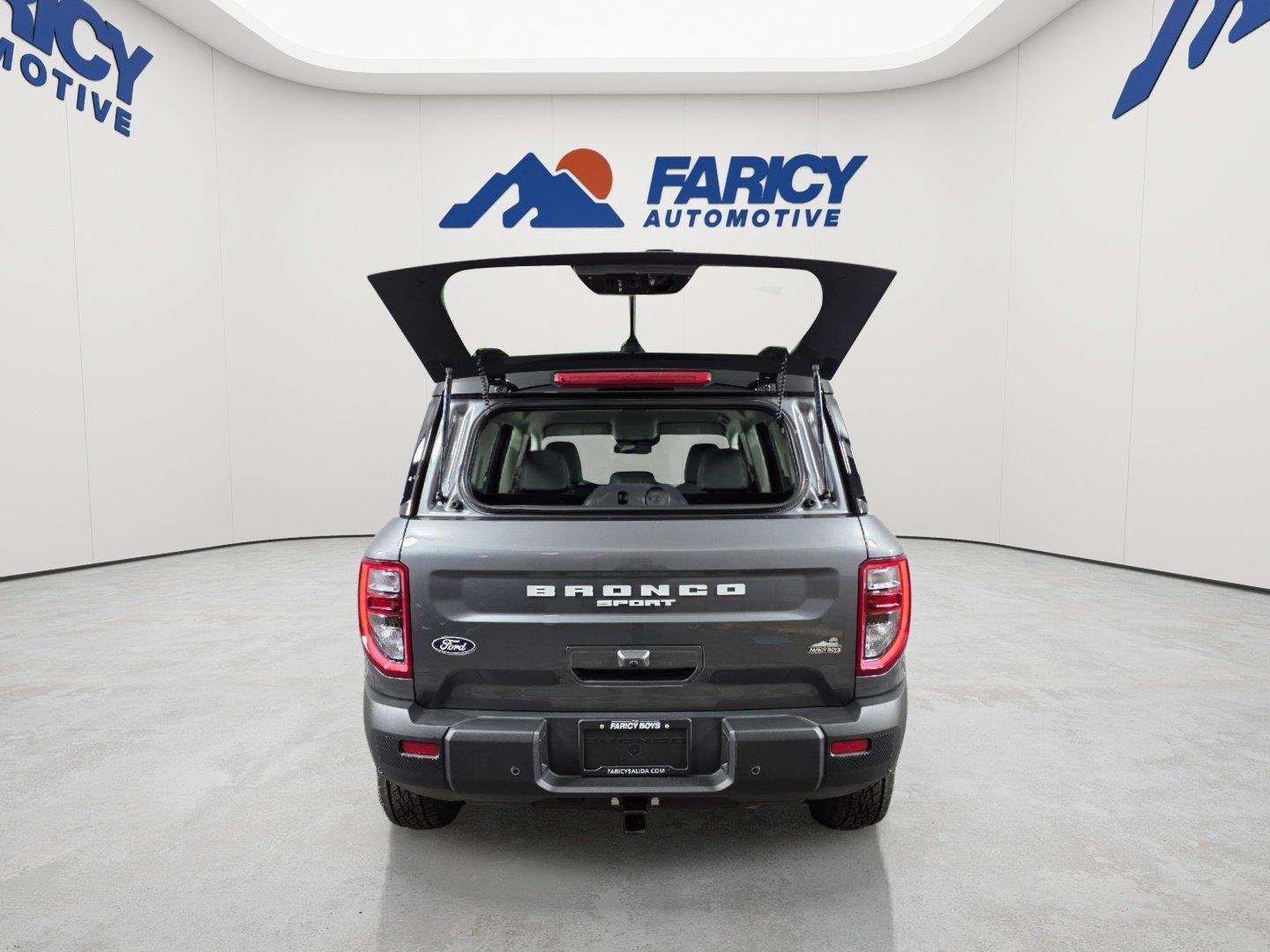 Used 2026 Carbonized Gray Metallic Ford Badlands image 7