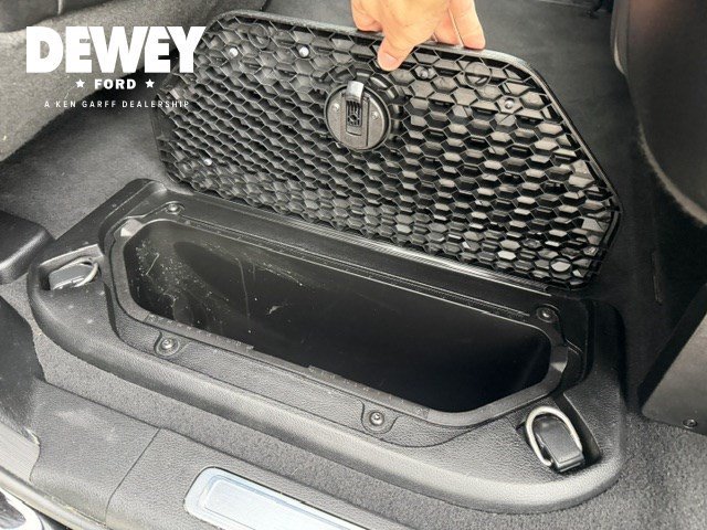 Used 2019 Diamond Black Ram Laramie image 33