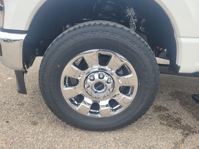 New 2026 White Ford King Ranch image 37