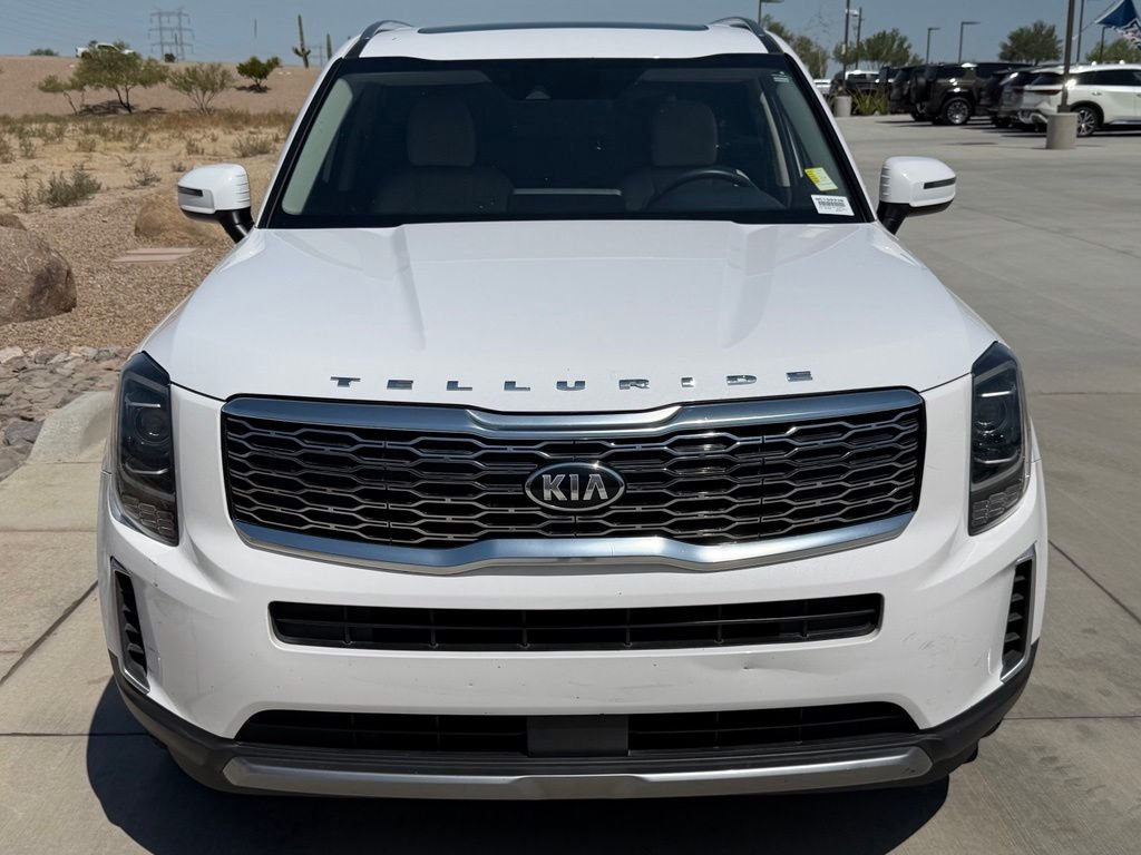 Used 2021 White Kia S image 3