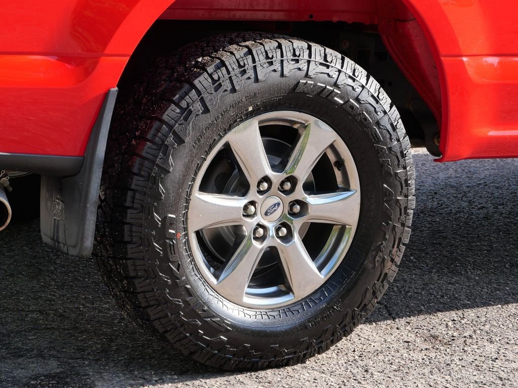 Used 2018 Red Ford Lariat image 7