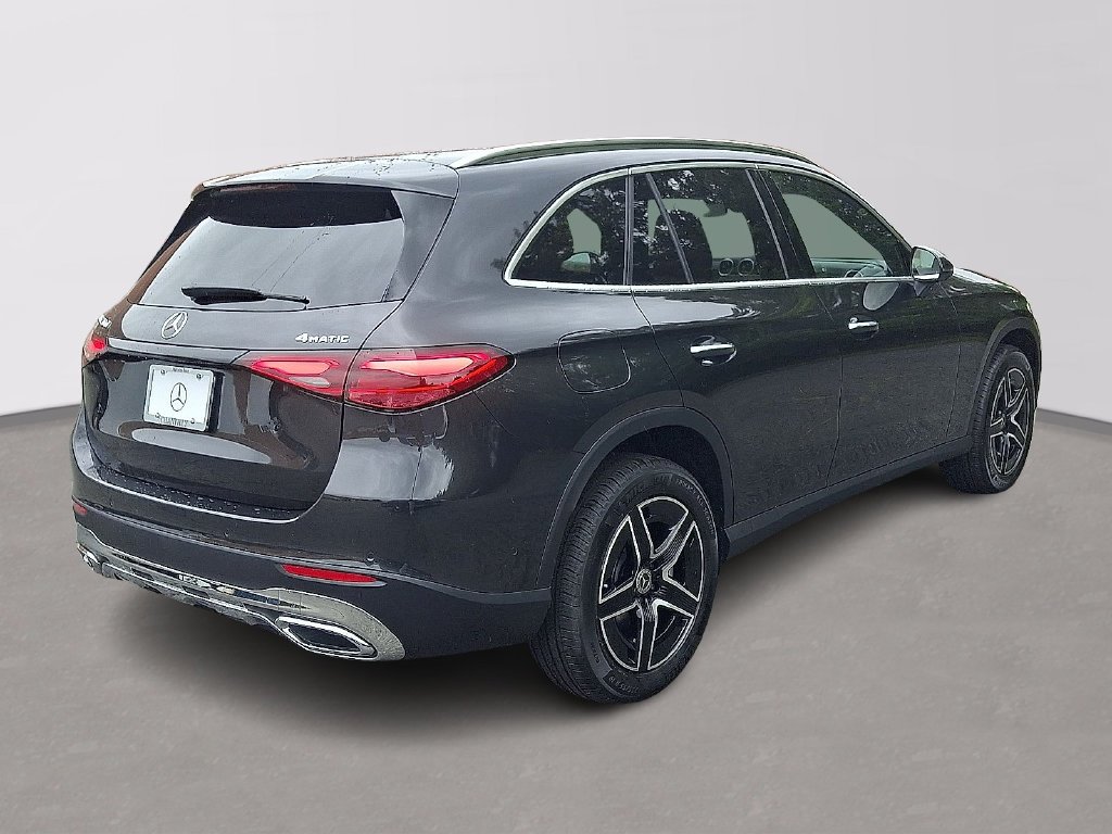 New 2027 Graphite Grey Metallic Mercedes-Benz GLC 300 image 3