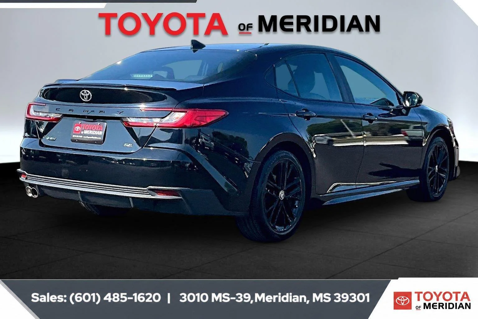 Used 2025 Midnight Black Metallic Toyota SE (Natl) image 11