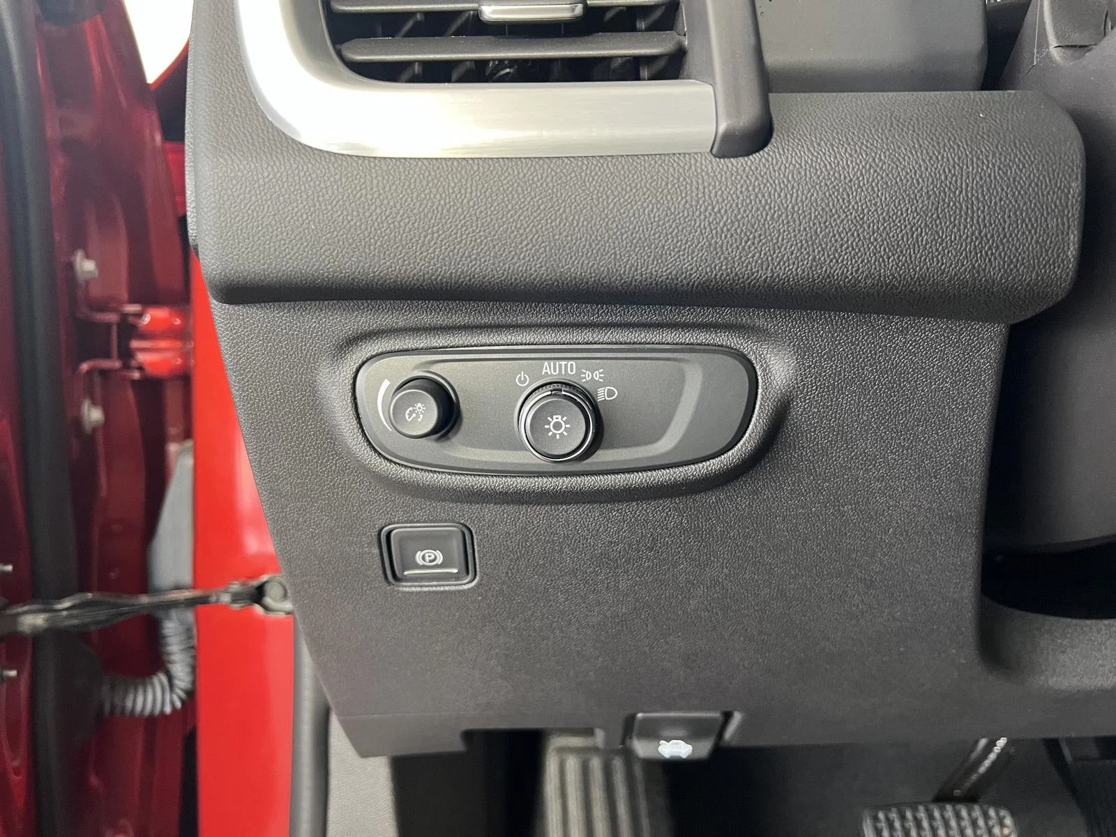 Used 2024 Rd Gmc  image 17