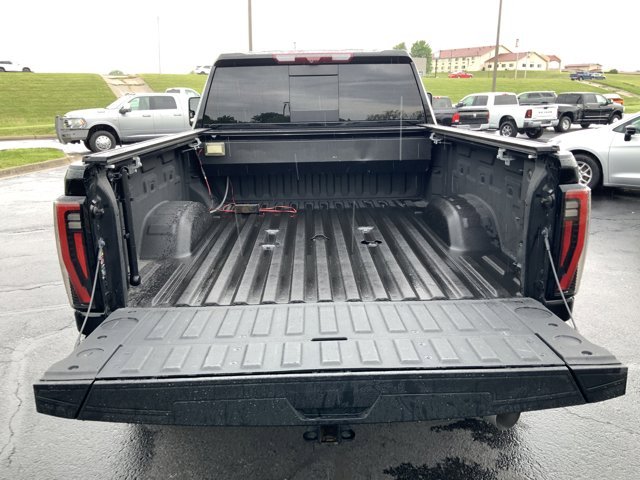 Used 2024 Onyx Black GMC AT4 image 11