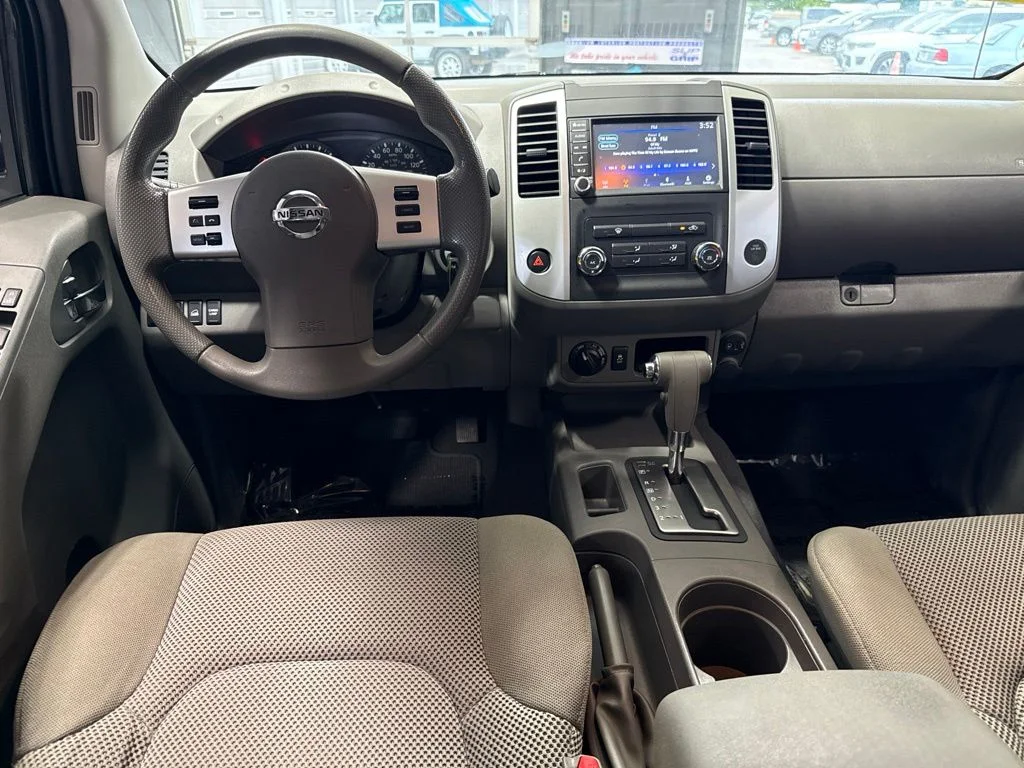 Used 2019 Silver Nissan SV image 18