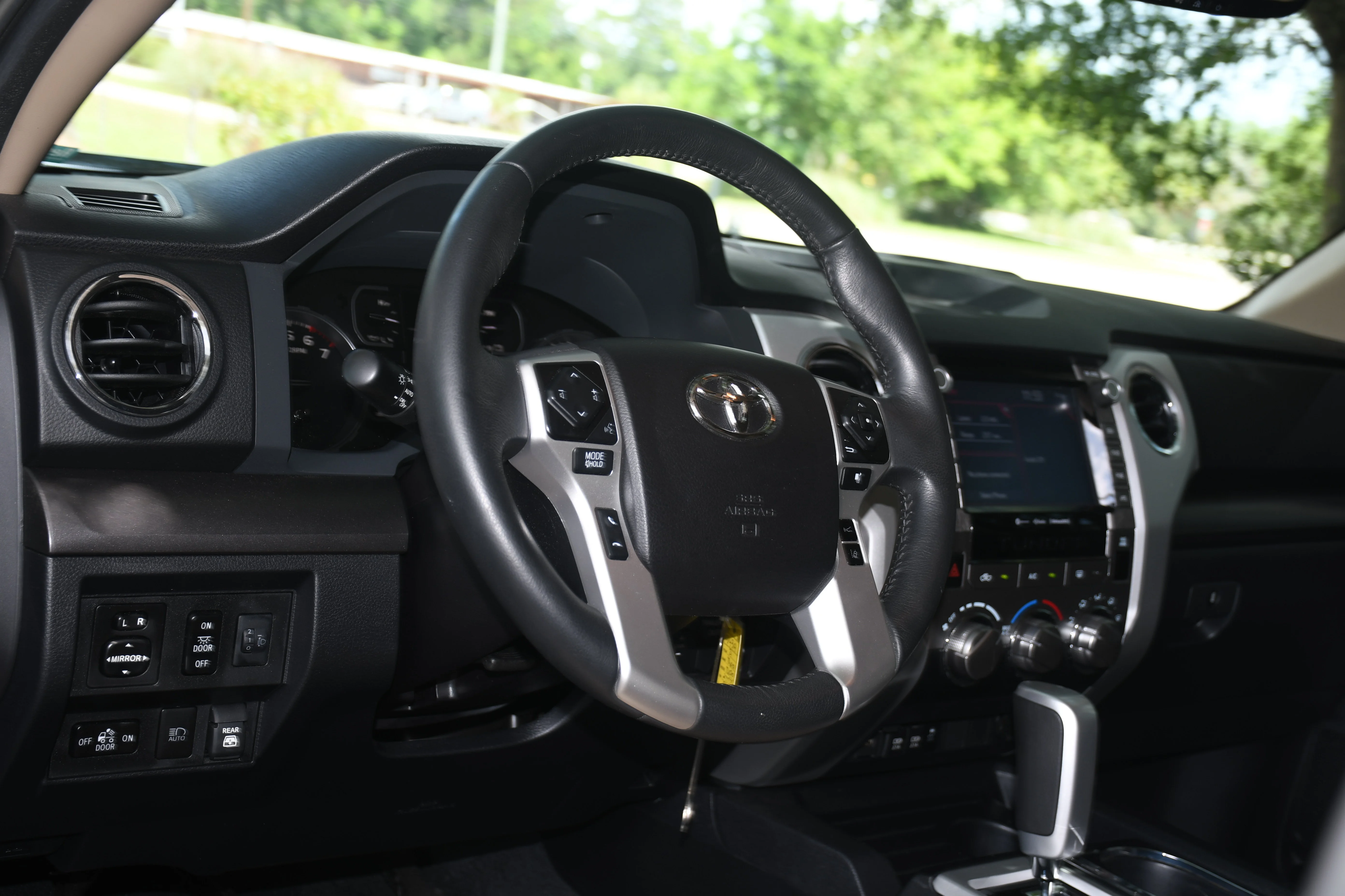 Used 2021 Black Toyota SR5 image 7