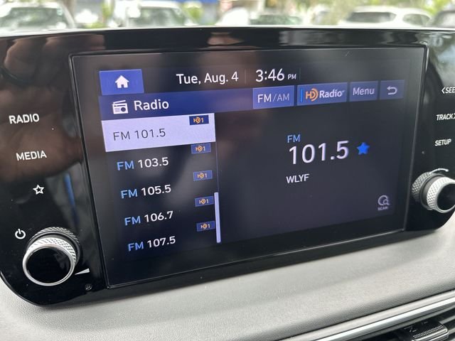 2021 Hyundai Santa Fe SE - Photo 16