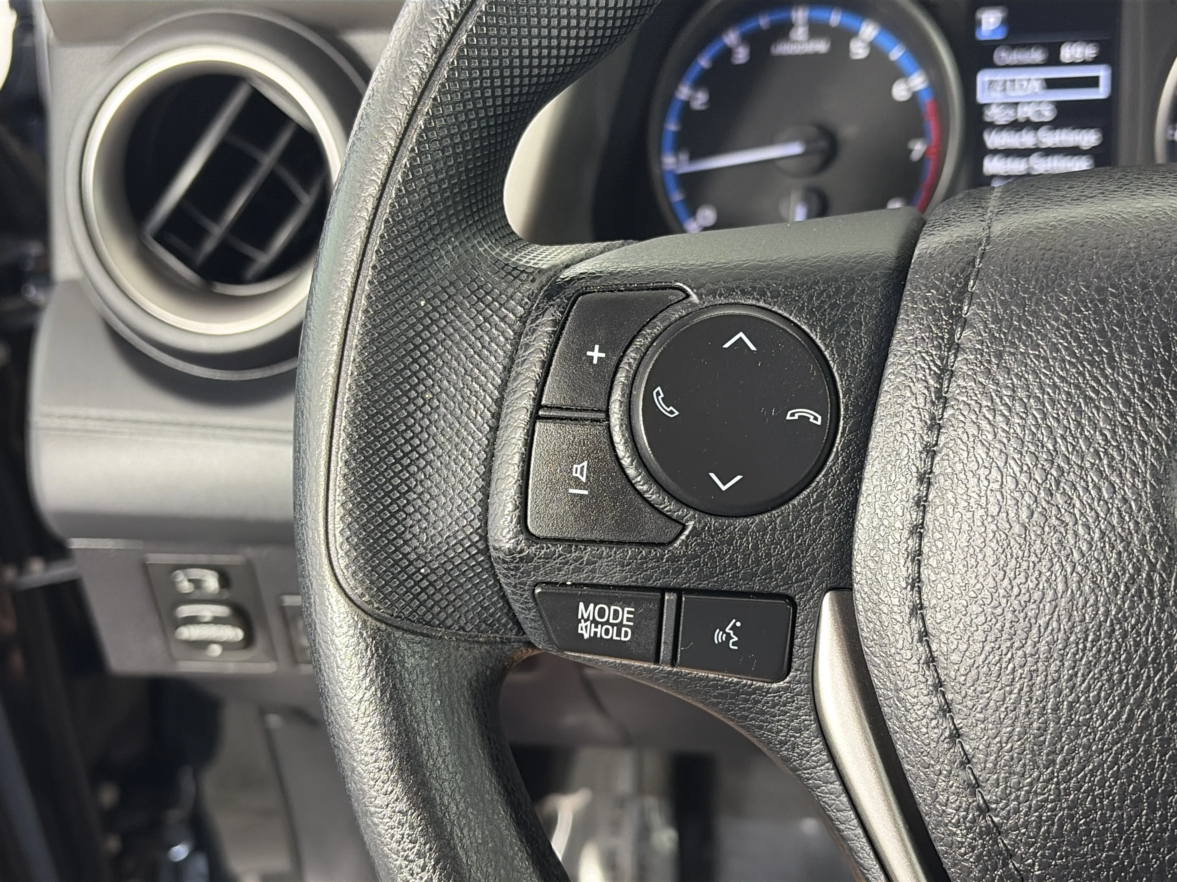 Used 2018 Black Toyota LE image 27