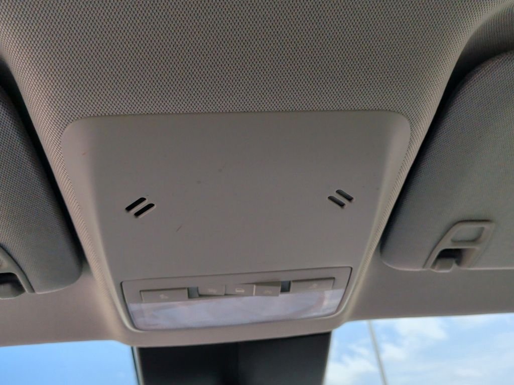 Used 2020 Red Chevrolet LT image 21