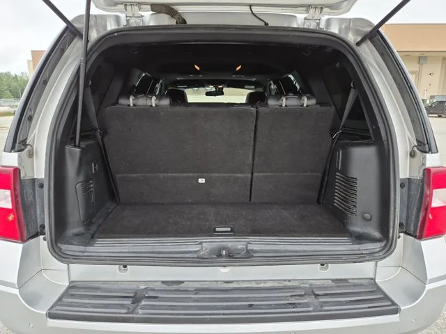 Used 2016 Ingot Silver Ford Limited image 23