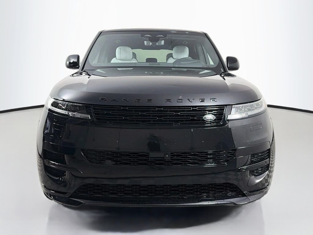 New 2027 Santorini Black Land Rover Dynamic SE P400 image 2