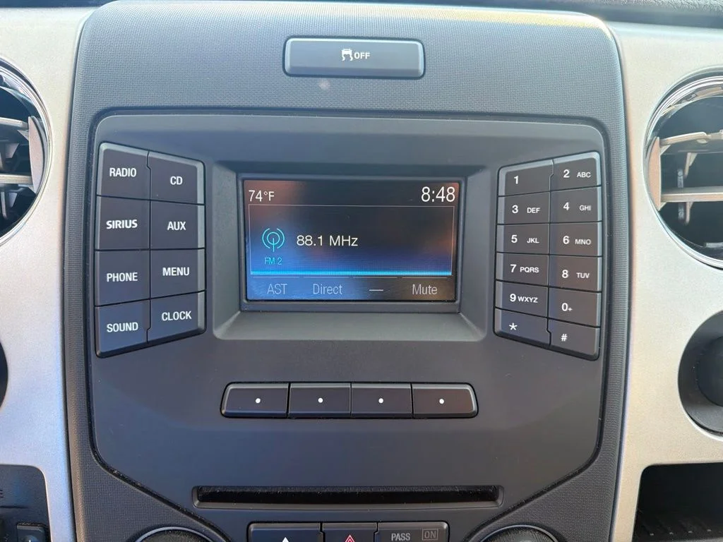 Used 2014  Ford XLT image 22