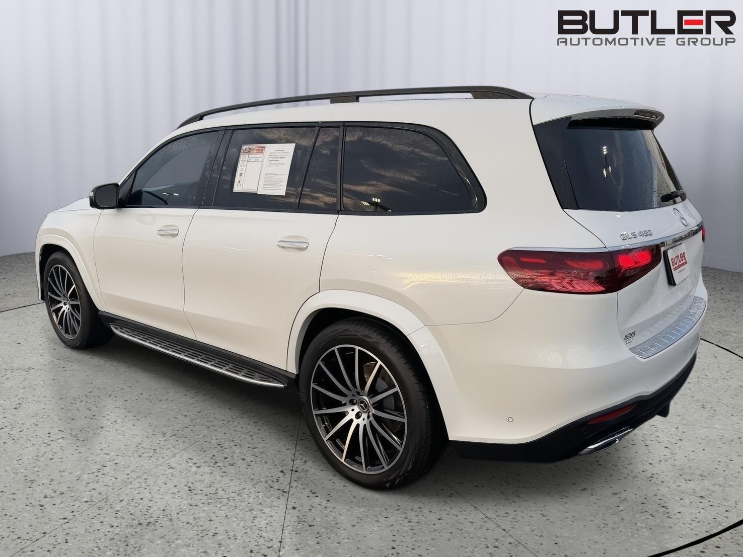 Used 2025 Polar White Mercedes-Benz GLS 450 image 4