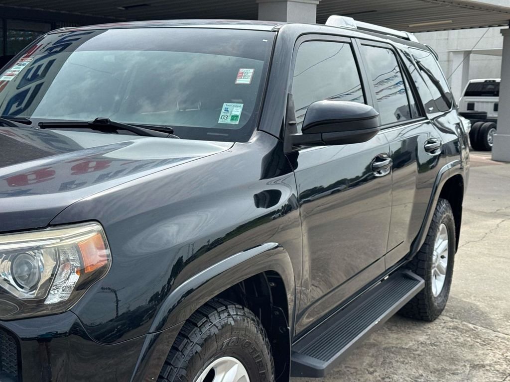 Used 2016 Black Toyota SR5 image 5