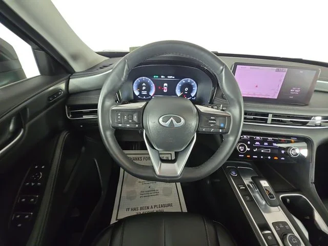 Used 2025 Beige INFINITI LUXE image 12