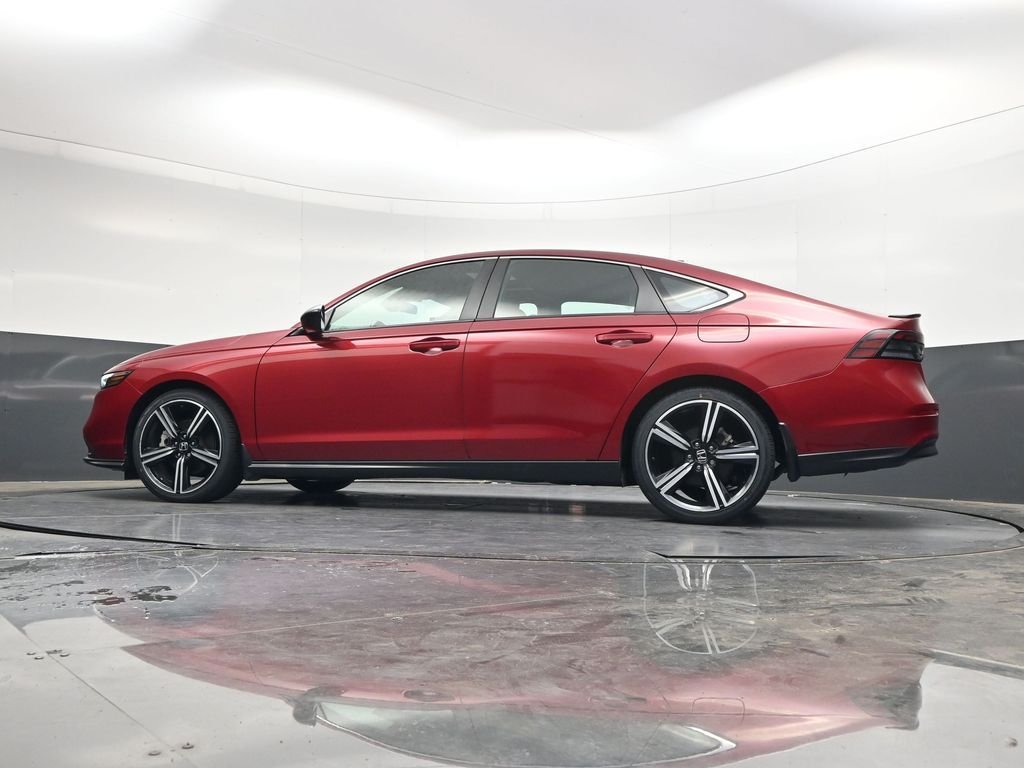 Used 2023  Honda Sport image 31
