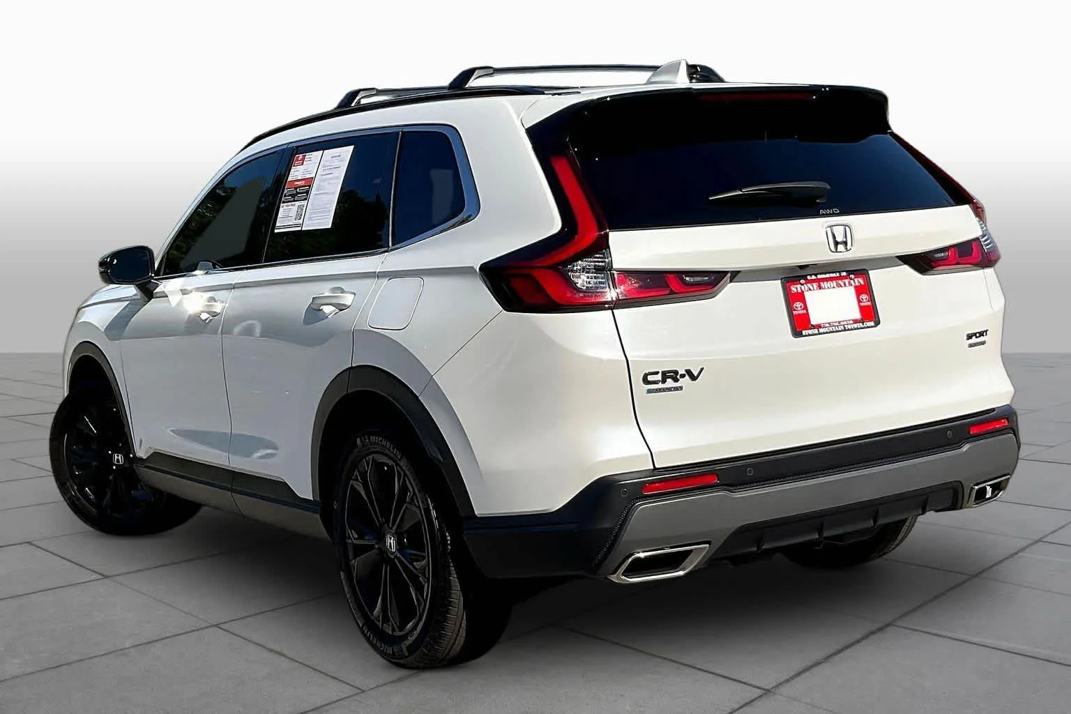 Used 2024 Platinum White Pearl Honda Sport Touring image 12