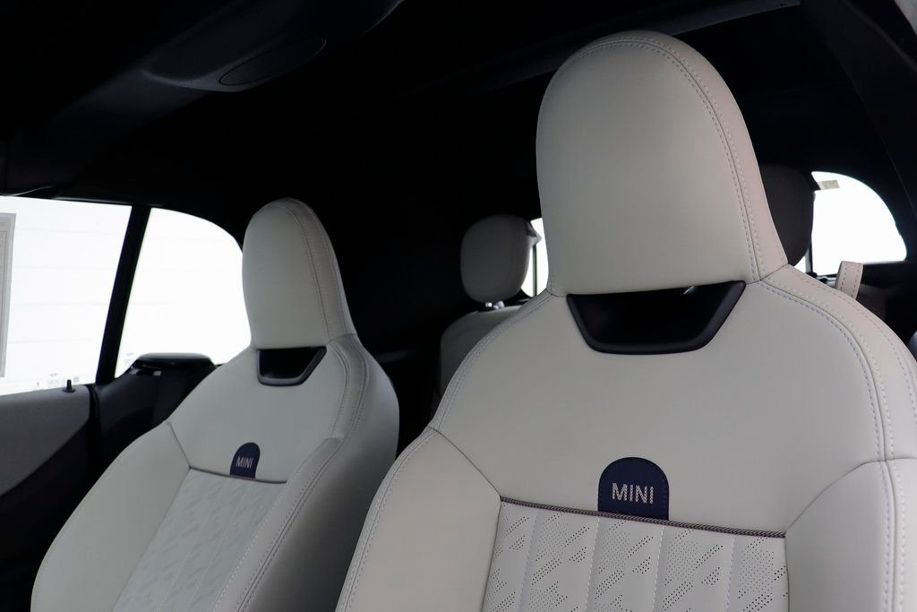 2026 MINI Convertible S - Photo 13