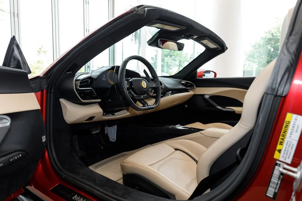 Used 2023 Rosso Imola Ferrari  image 21