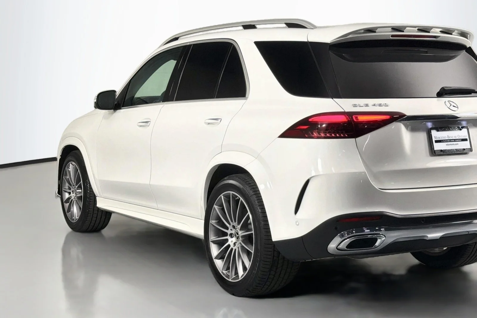 Certified Used 2024 Polar White Mercedes-Benz 450 image 16