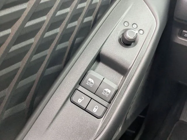 New 2026 Diamond Black Crystal Pearlcoat Dodge Scat Pack image 19