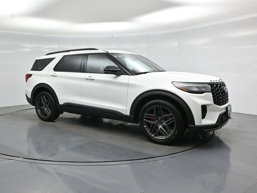 New 2026 Star White Metallic Tri-Coat Ford ST image 27
