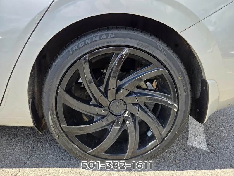 Used 2020 Brilliant Silver Metallic NISSAN SV CVT image 22