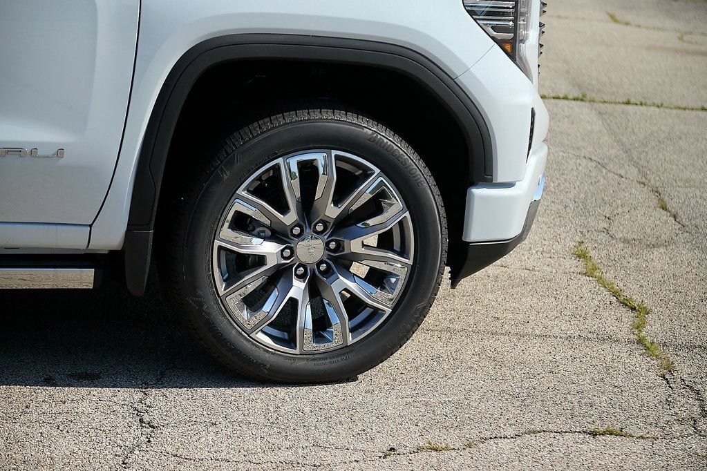 New 2026 Glacier White Tricoat GMC Denali image 15