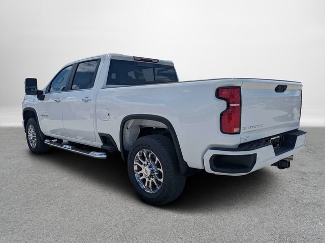 New 2026 Summit White Chevrolet LT image 6