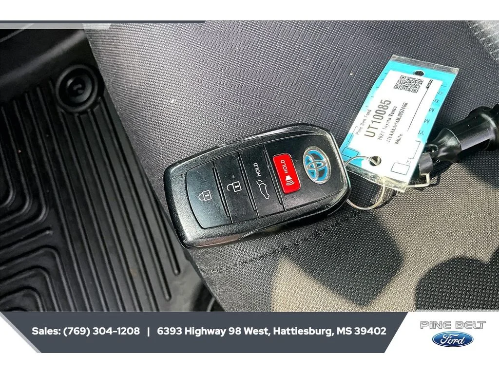 Used 2021 Blizzard Pearl Toyota LE image 9