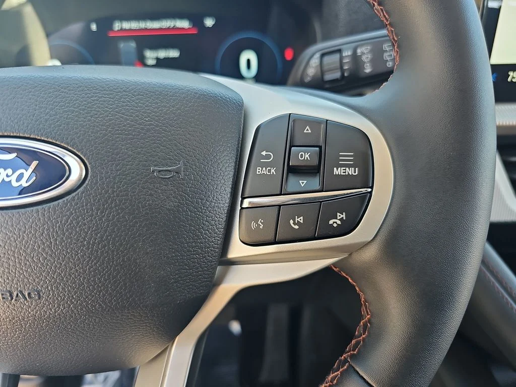 New 2026 Carbonized Gray Metallic Ford Active image 19