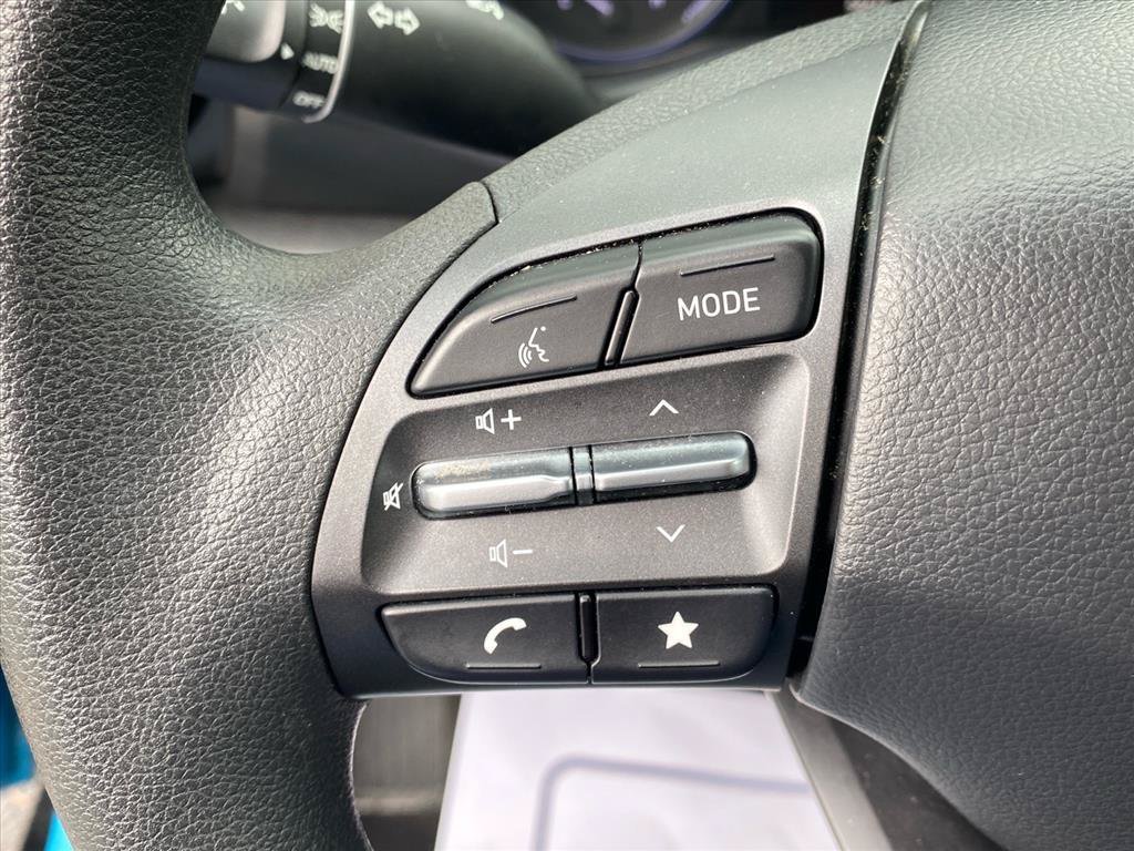 Used 2022 Teal Isle Hyundai SEL image 17