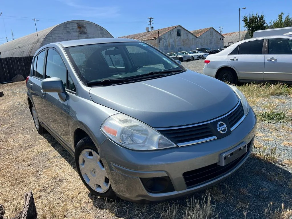Used 2009 Gray Nissan 1.8 S image 2