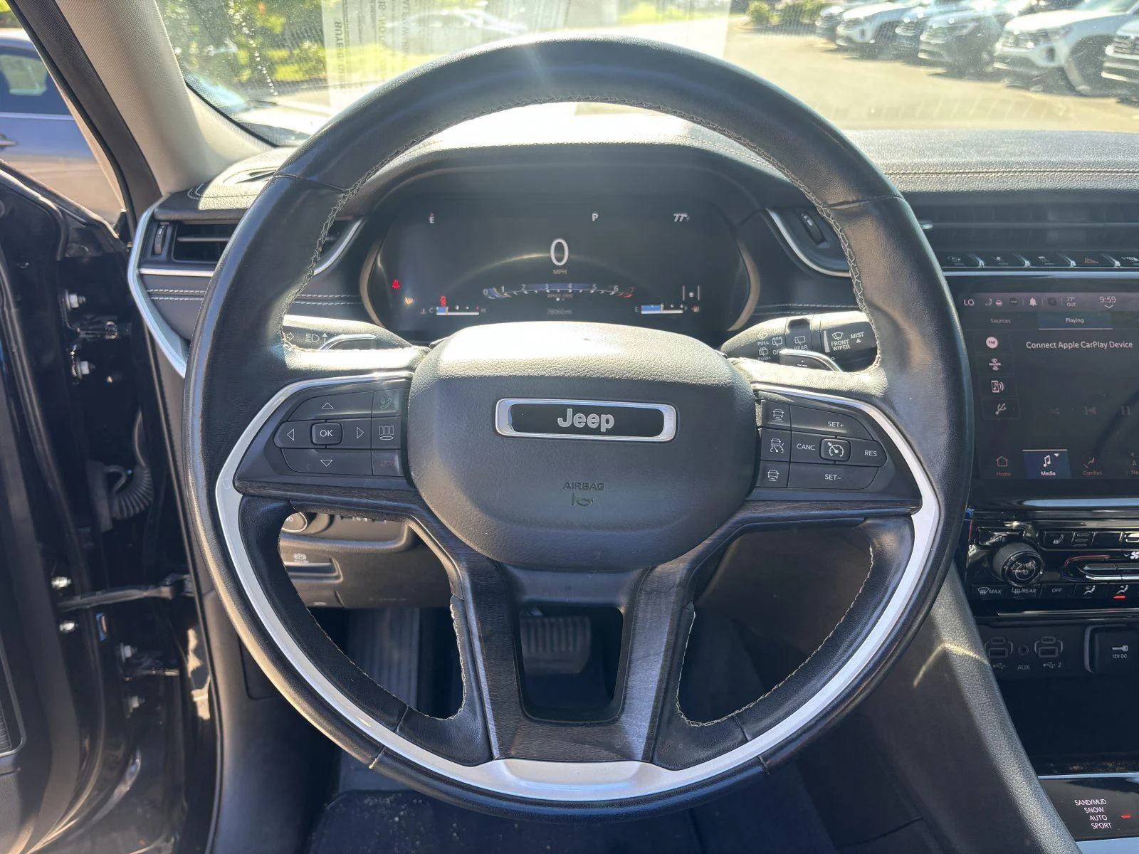 Used 2021 Diamond Black Crystal Pearlcoat Jeep Limited image 16