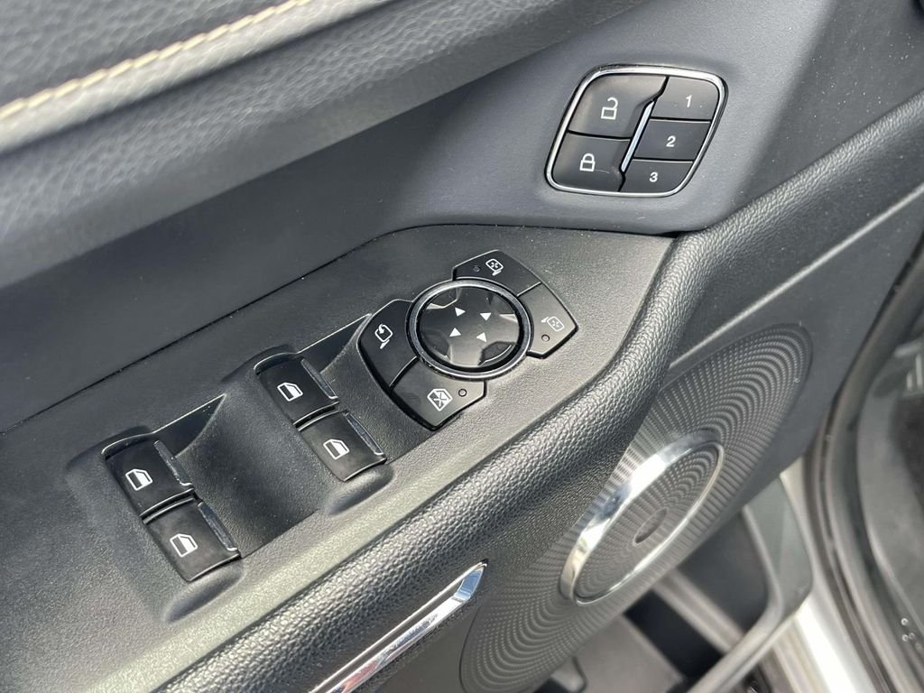Used 2024 Silver Ford XLT image 20
