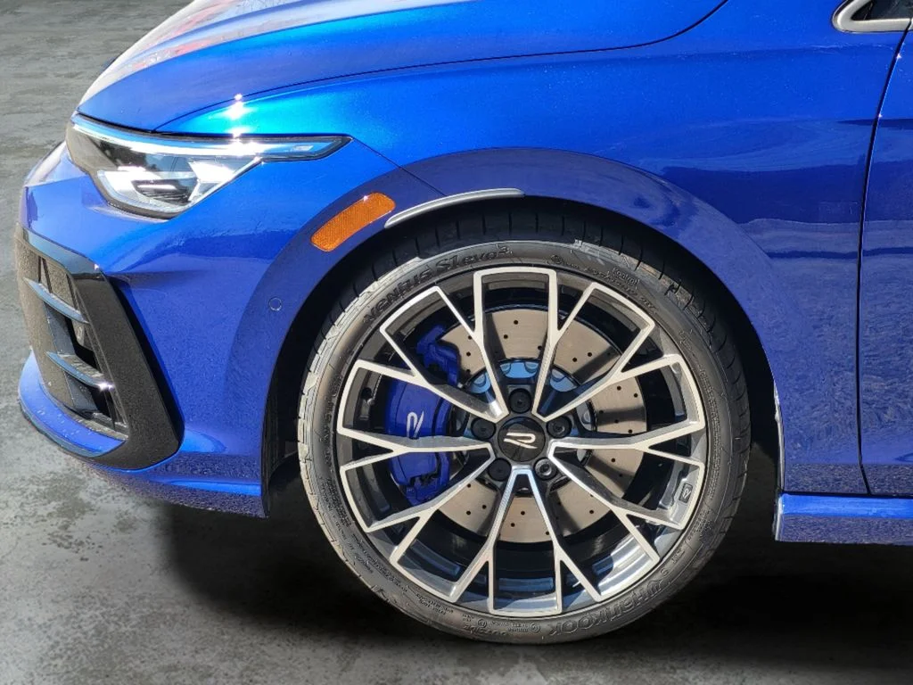 New 2026 Lapiz Blue Metallic Volkswagen 2.0T image 19
