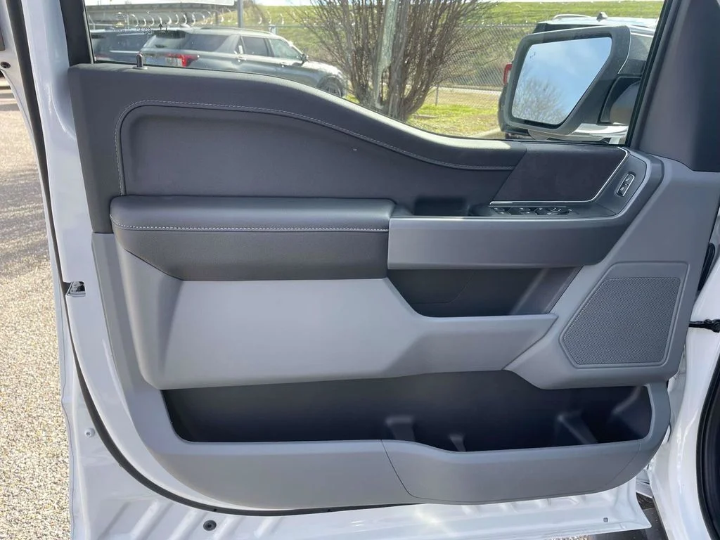 New 2026 White Ford XLT image 15