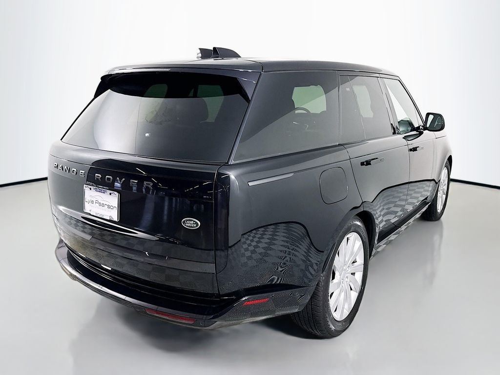 Certified Used 2023 Black Land Rover SE image 9