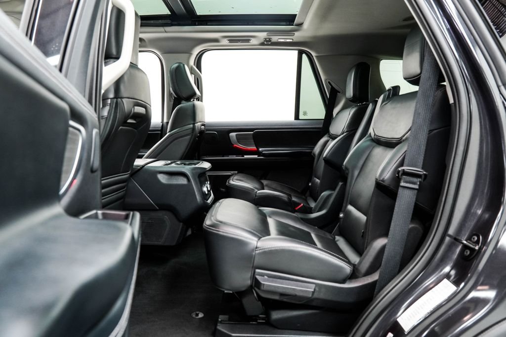 Used 2025 Gray Ford Platinum image 18