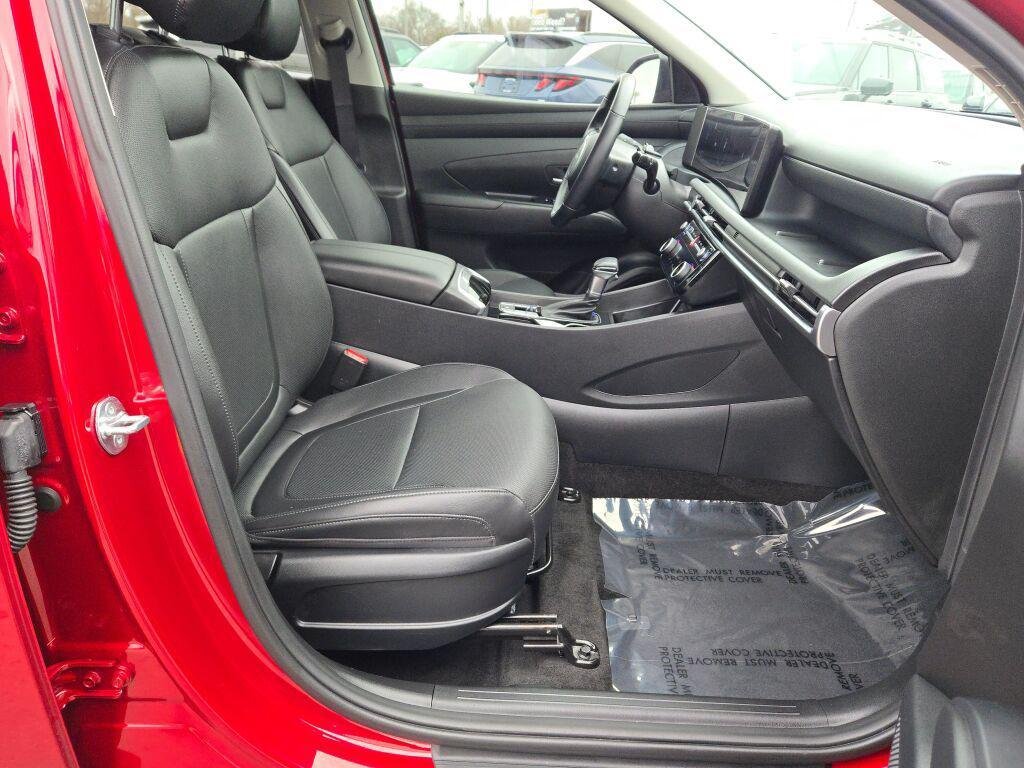 New 2025 Red Hyundai SEL Convenience FWD image 7