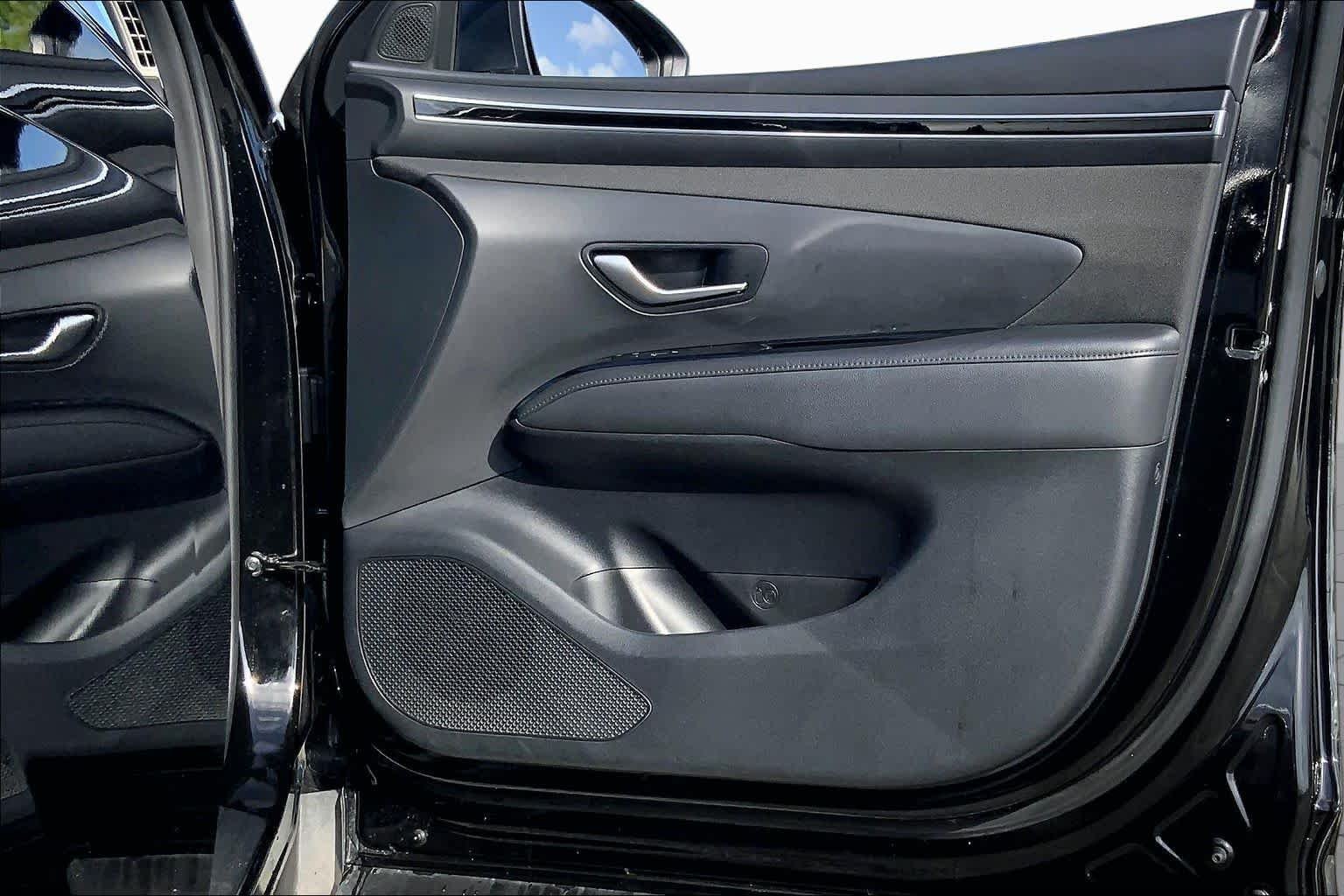 Used 2024 Black Pearl Hyundai SEL Convenience image 22