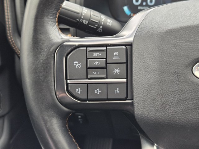 Used 2022 White Metallic Ford  image 24