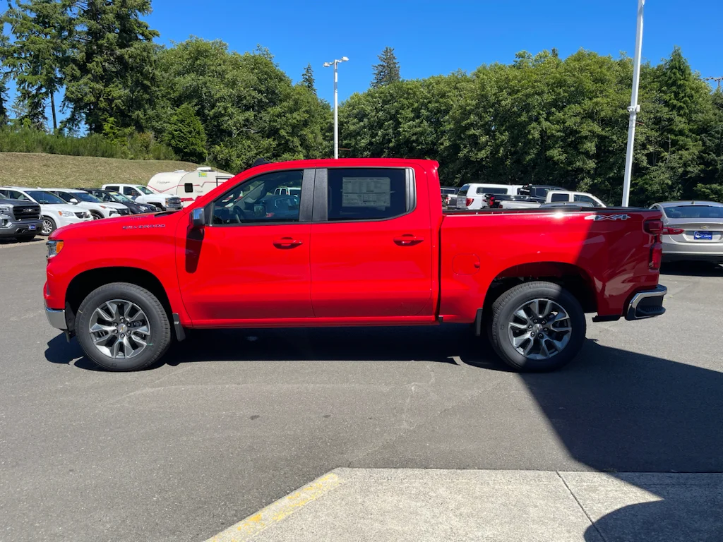 New 2026 Red Hot Chevrolet LT (2FL) image 5
