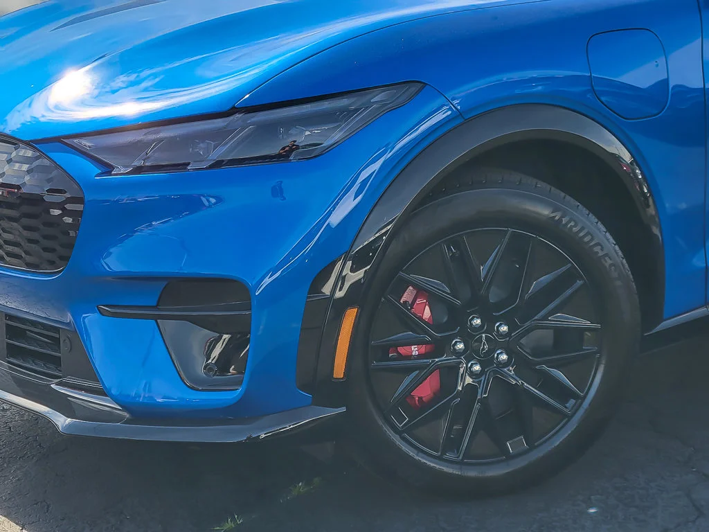 New 2025 Velocity Blue Metallic Ford Premium image 2